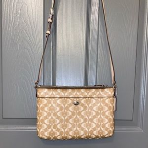 Coach Crossbody bag in nude